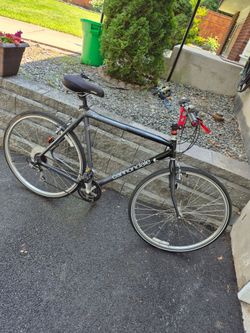 Cannondale hybrid tall bike