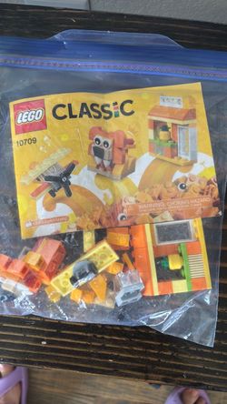 LEGO Classic 10709 Orange Creativity Box
