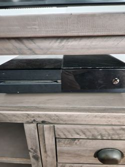 Xbox 1 With 12 Games Already On It