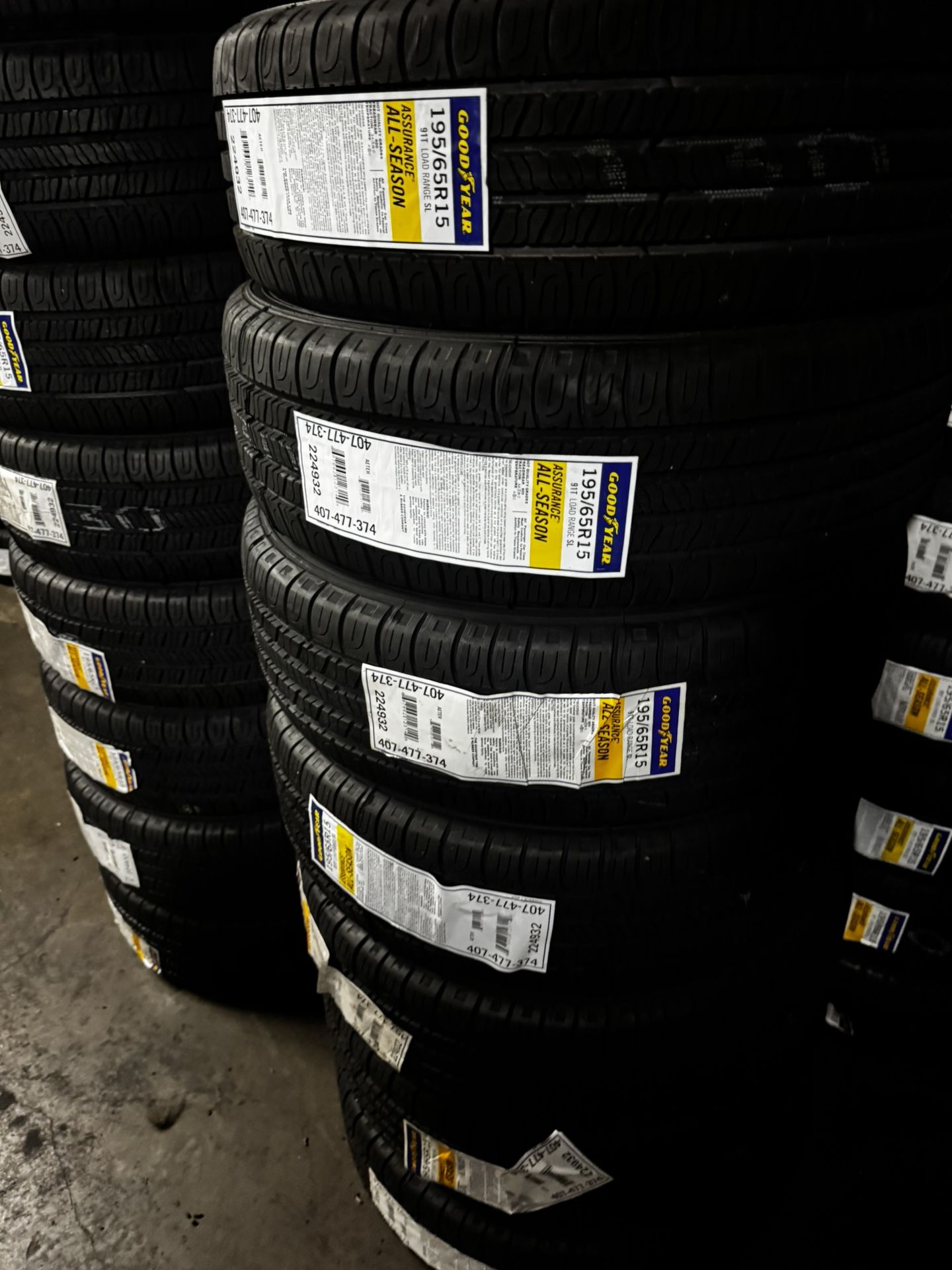 FOUR NEW TIRES 195/65/15 GOODYEAR ASSURANCE ALL SEASON 60,000 MILES WARRANTY $349 PRICE INCLUDE INSTALACIÓN AND BALANCE