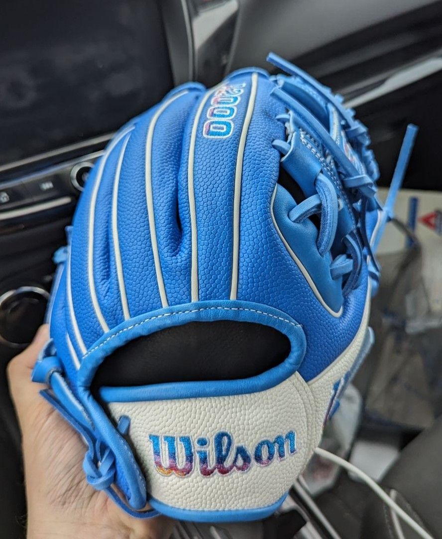 Wilson A2000 DR15 11.5'' Baseball Glove - Blue/White
