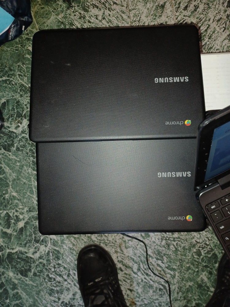 Samsung Chrome Book 12 Inches 4g
