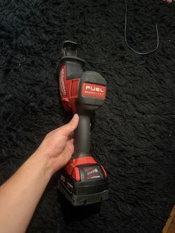 Milwaukee M18 FUEL Hackzall Reciprocating Saw with 5.0 Ah Battery