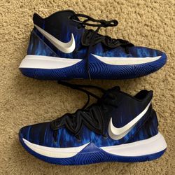 Size 10.5 - Nike Kyrie 5 Duke (Pre Owned, No Box) 