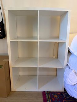 IKEA bookshelf 6 cubes