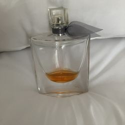 Lacie Est Belle Perfume 