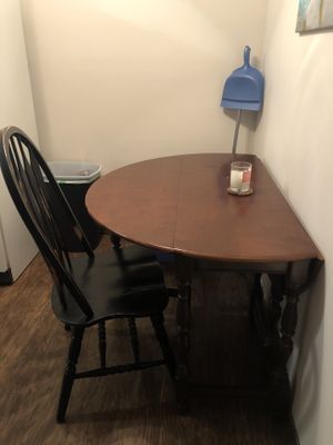 Drop Dining Table Two Chairs Dont Match For Sale Drop Dining Table Two Chairs Dont Match For Sale