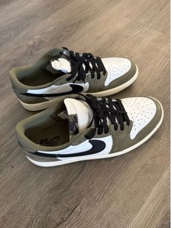 Like new Jordan 1 retro low OG Olive Men's 10.5