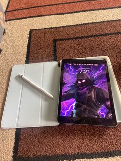 Apple Ipad pro 8th Gen including pencil