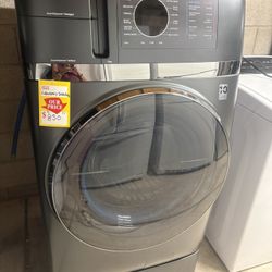 Bonita Labadora Y Secadora  2 En Una  Lava Y Seca 