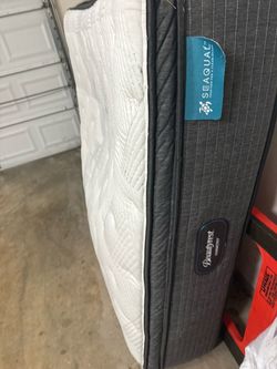 QUEEN SIZE MATTRESS