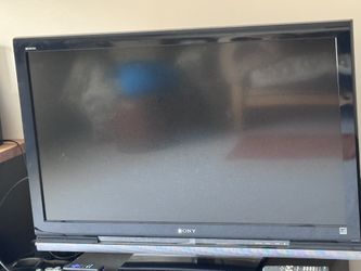 Sony 46" Bravia LCD TV