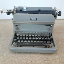 Royal Typewriter Metal Keys 1940s Era