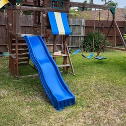 Swing Set Club House 