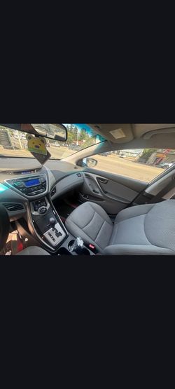2013 Hyundai elantra