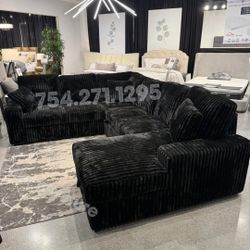 Black ⚫️ Sofa Sectional 🛋 ♥️ New Storage And Pull Out Bed Sleeper 