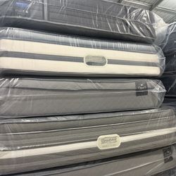 QUEEN PILLOW TOP 13” MATTRESS ONLY SAME DAY FREE DELIVERY 