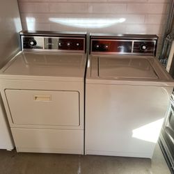 KENMORE WASHER AND DRYER SET $425