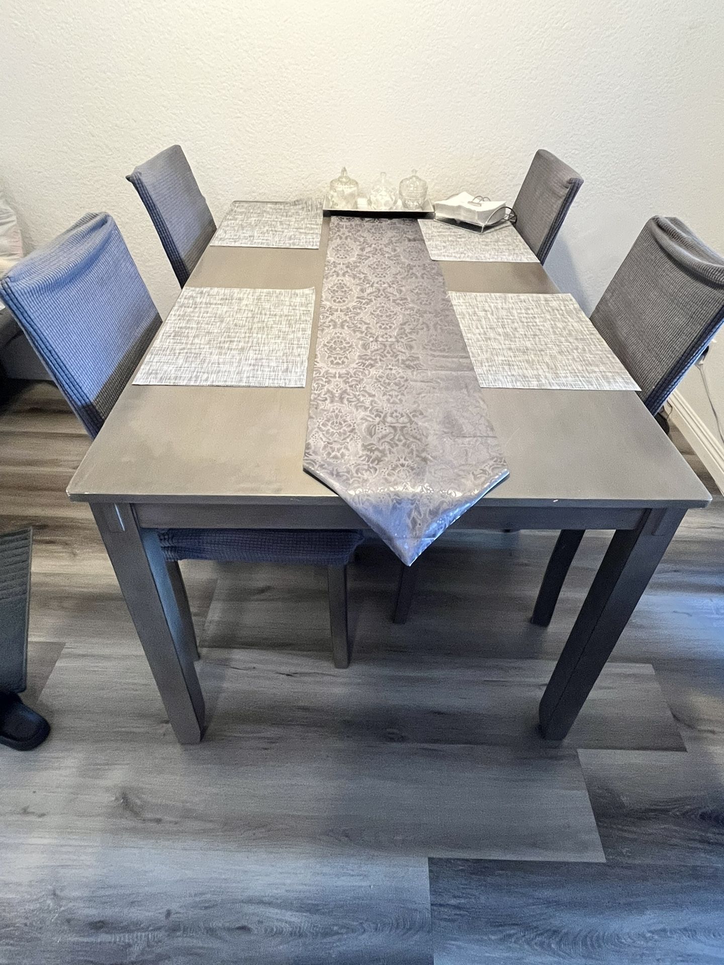 Grey Dining Room Set- 4 Gray Chairs With Covers And Table- Pick Up Now!