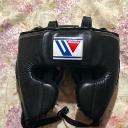 Used Black Winning Headgear Medium