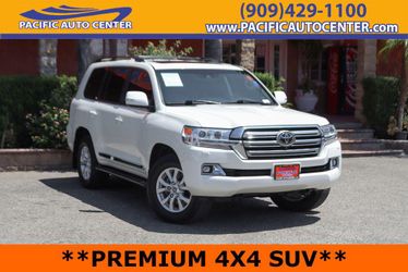 2018 Toyota Land Cruiser