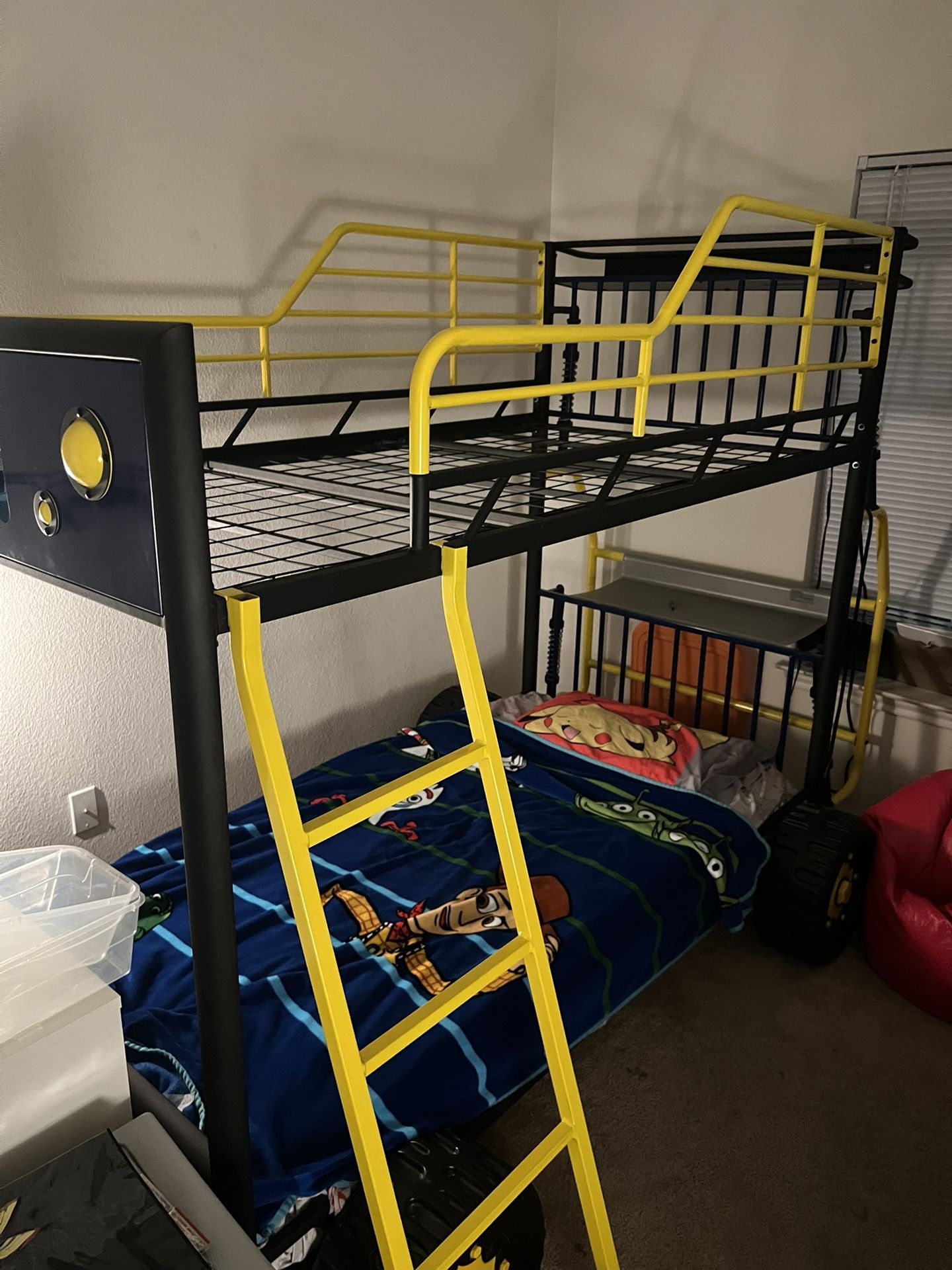 Jeep Bunk Bed FOR SALE $200