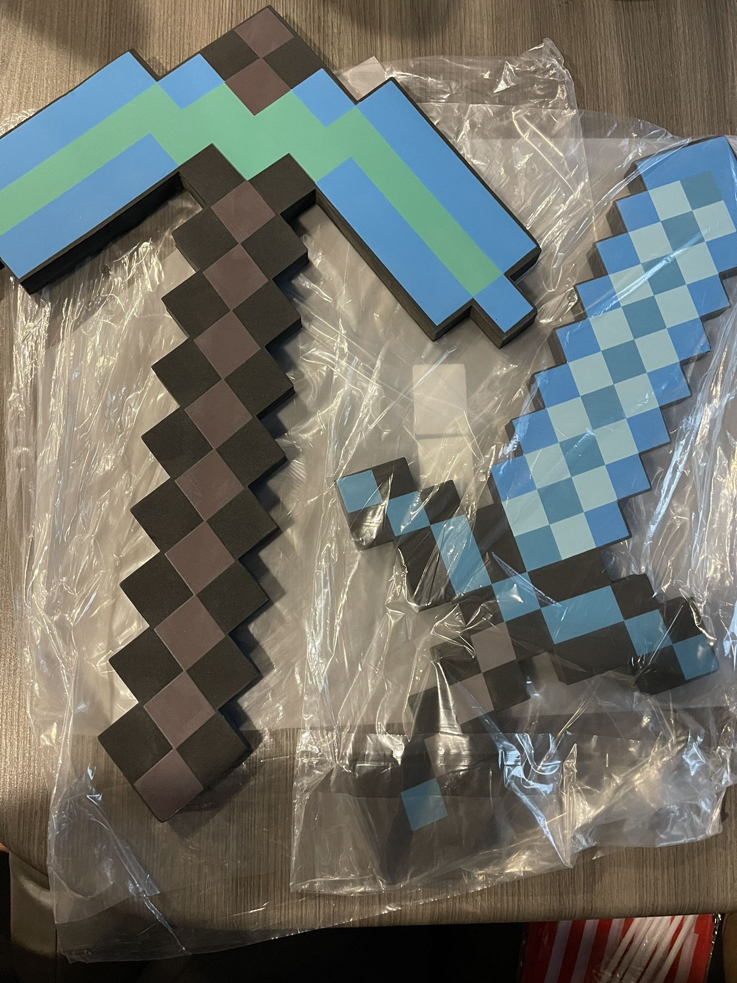 Foam Sword and Pickaxe Set Kids Role Play Toys for Halloween, Cosplay Video Game Parties