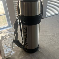 Titan Vacuum Double Wall Insulated Stainless Steel Hot Cold Thermal Bottle