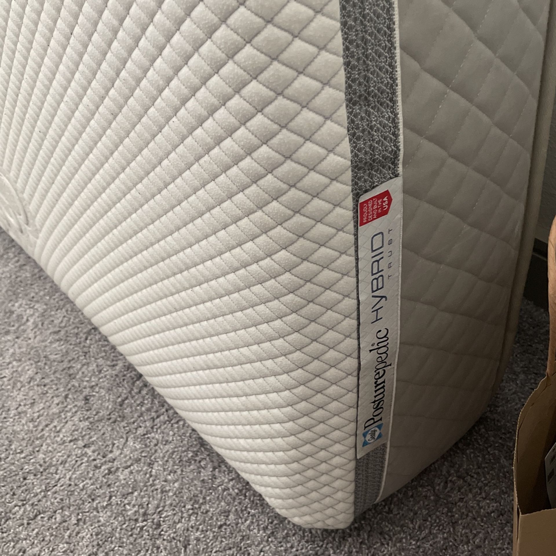 Sealy Posturepedic Hybrid Mattress
