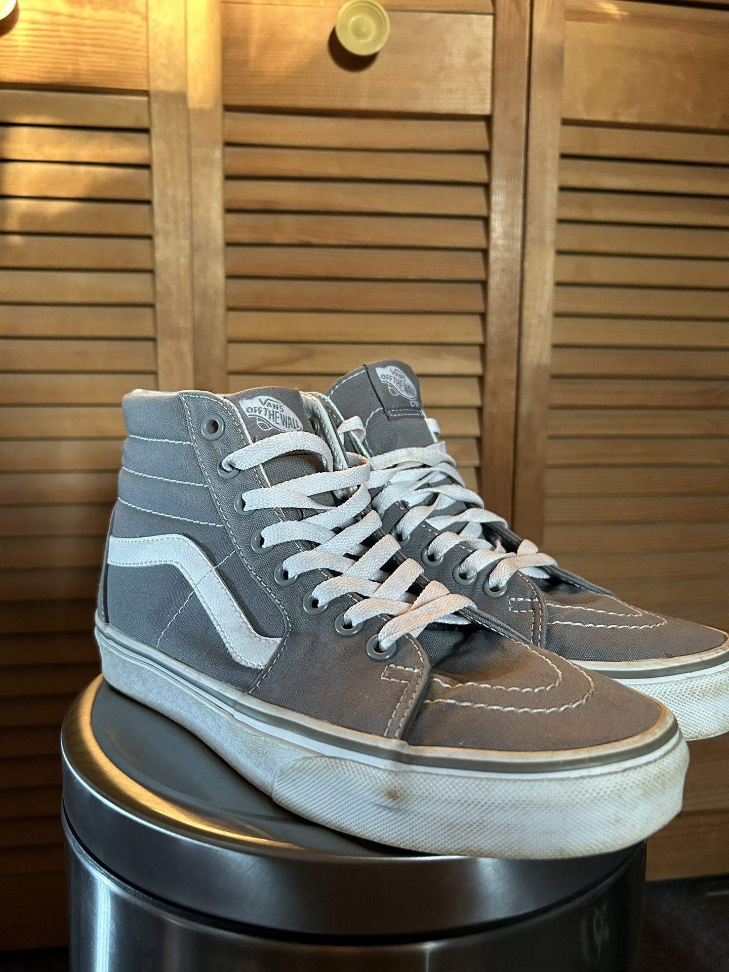 Vans High Top Sneakers 