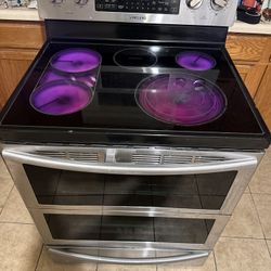 Nice Samsung stove everything work good only $375
