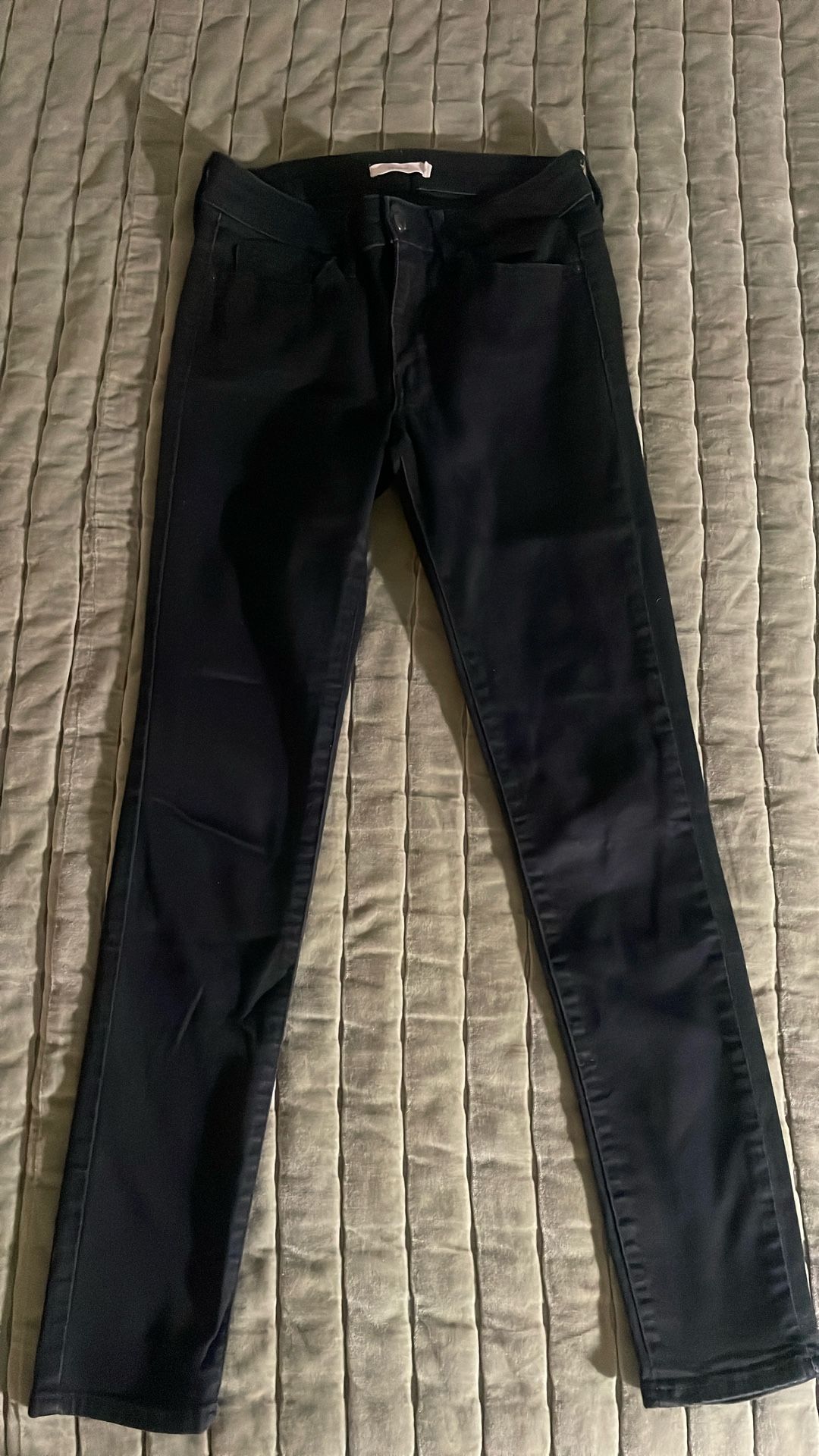 711 Skinny Levi’s Jeans 27W