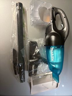Makita XLC02ZB 18V LXT Lithium-Ion Cordless Vacuum Tool Only