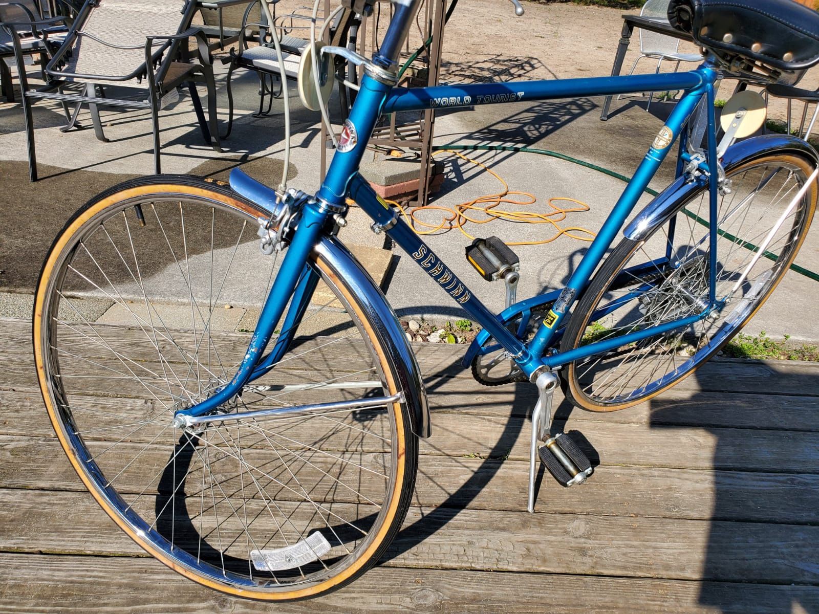 Schwinn World Tourist