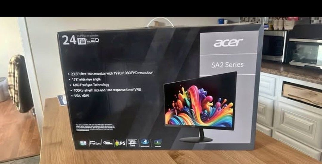 24" ACER AND a 32" Dell Monitors