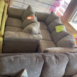 Brand new sofa and loveseat $1000