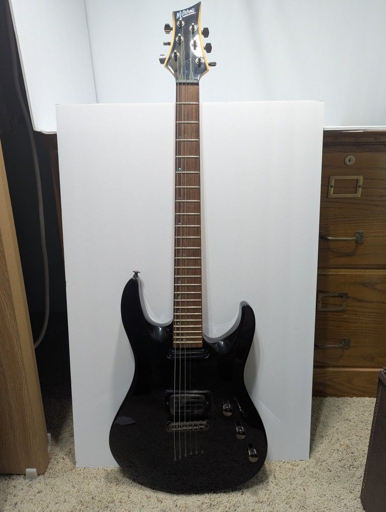 Md200 Mitchell MD200 Electric Guitar Black for Sale in Kent, WA - OfferUp