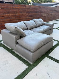 Restoration hardware gray leather cloud sofa