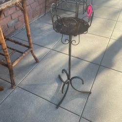 Iron Plant Stand Flower Holder