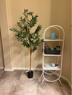 White 4-Tier Metal Shelf