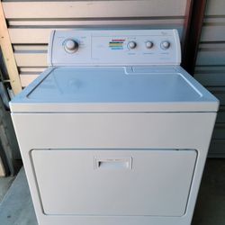 Commercial Quality!!! Super Capacity, Whirlpool Gas Dryer!!! Very High Quality and Super Reliable!!! It Works Perfectly!!! Must See To Appreciate!!!
