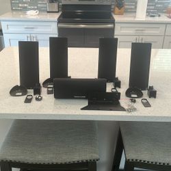 Harman/Kardon Stereo Speakers 