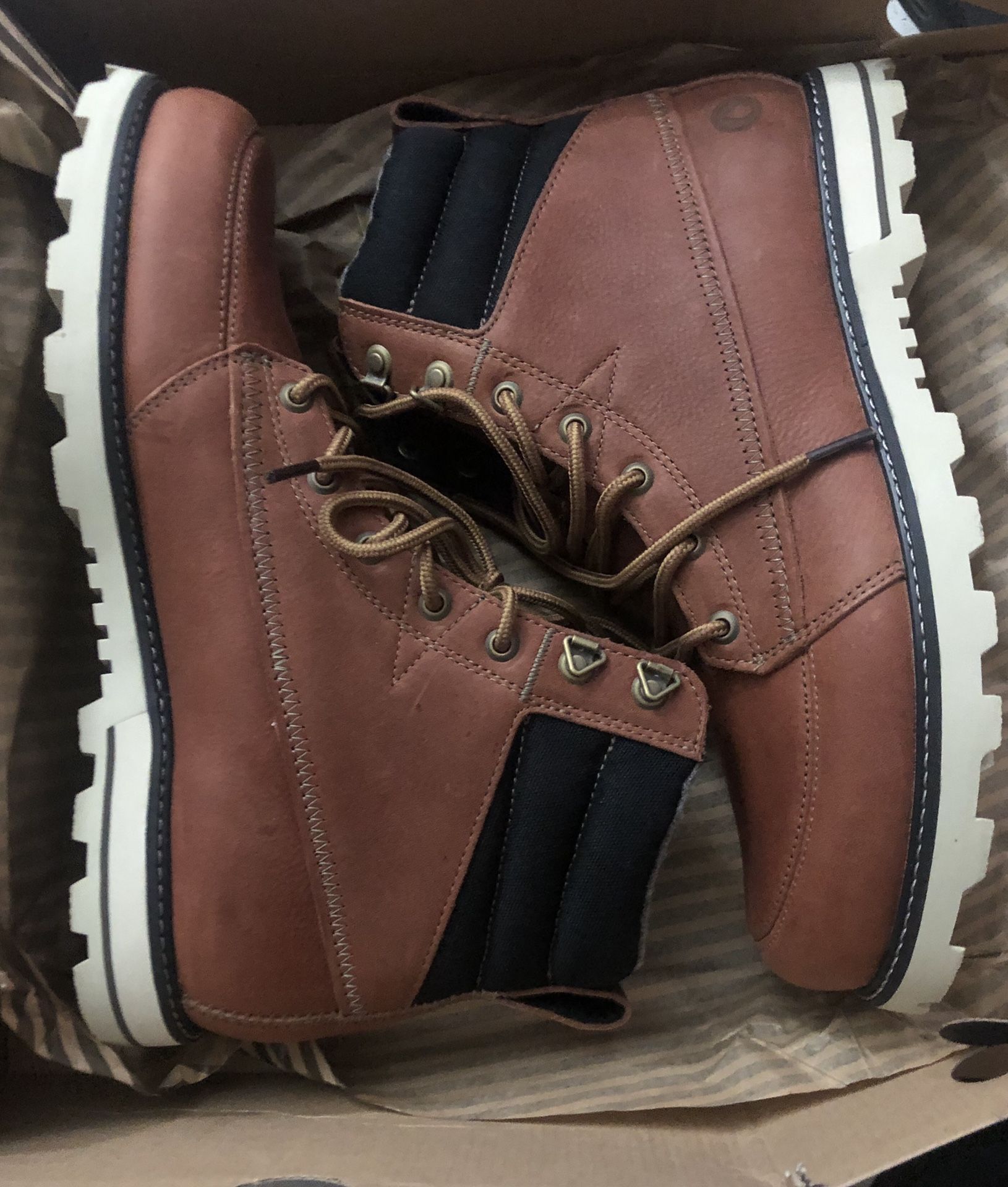 volcom boots 10.5