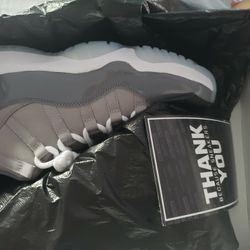 Gray Jordans Retro  