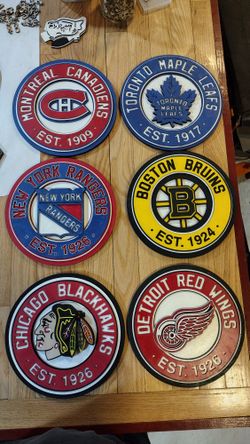 10 In NHL Original 6 Logos