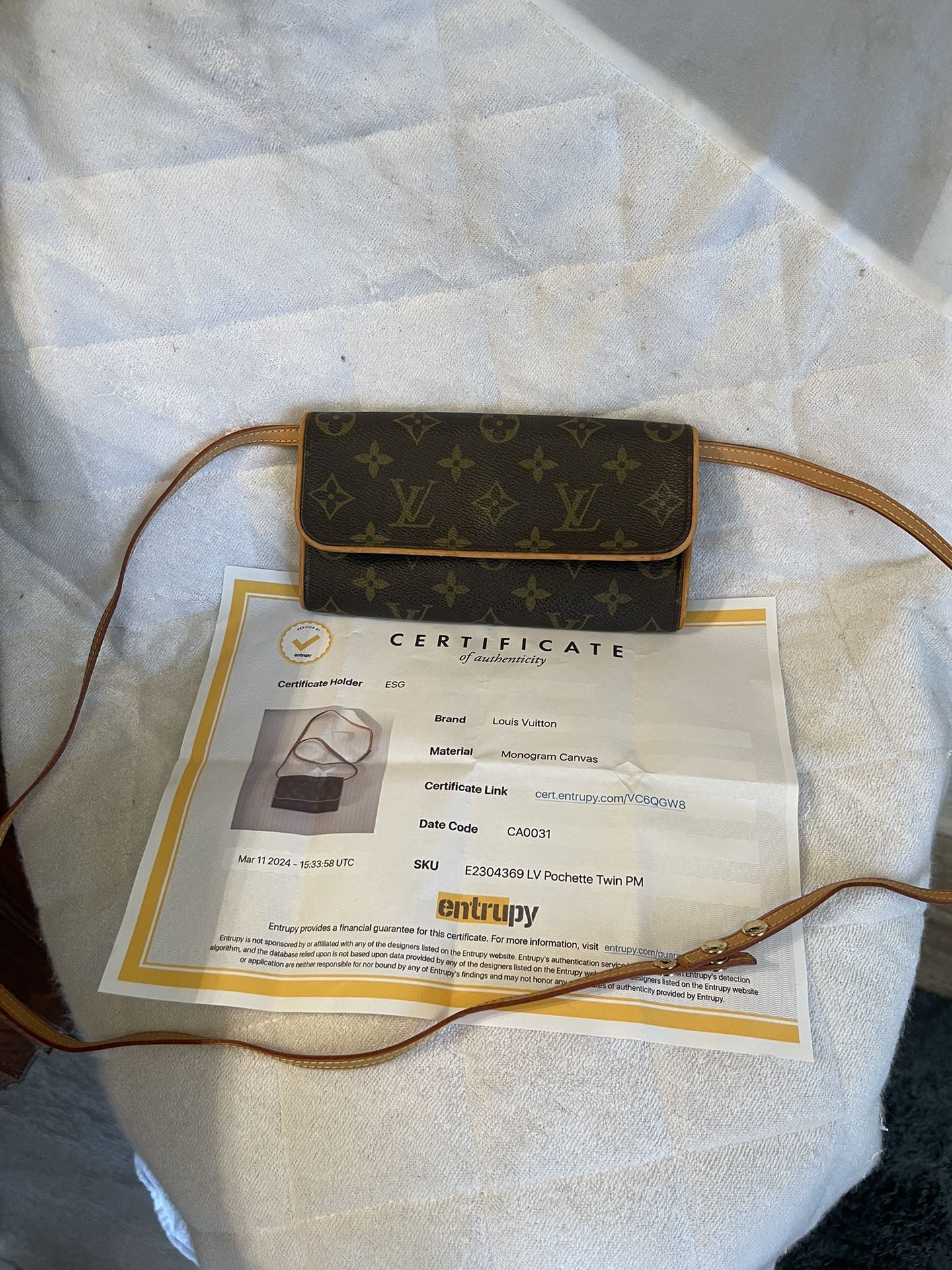 Authentic Louis Vuitton Crossbody Or Shoulder Purse