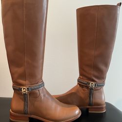 Michael Kors Leather Boot - Size: 5.5