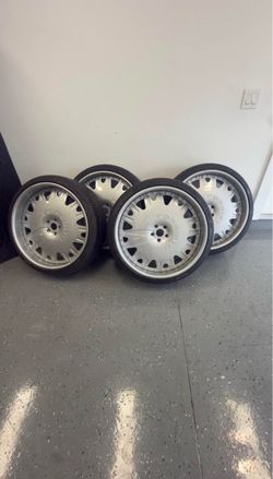 26 inch Forgiato Rims and Pirelli Tires