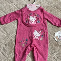 Baby Hello Kitty Coverall Bib Set