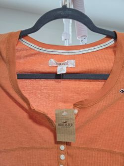 Hollister Sweat Shirt